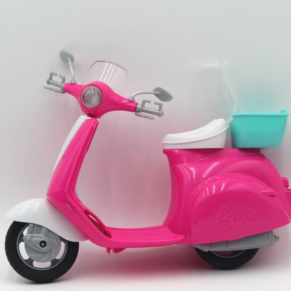 Barbie Pink & White Scooter Vespa Moped Vehicle No Stopper 2016 Mattel